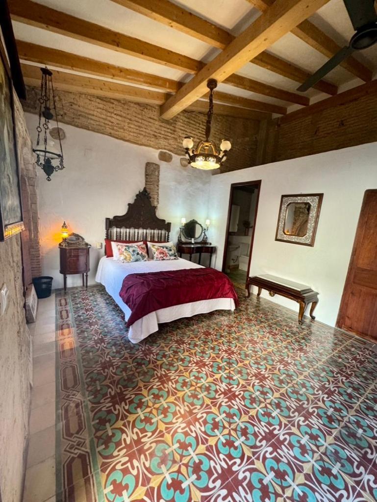 Oliva Courtyard Guesthouse Екстериор снимка