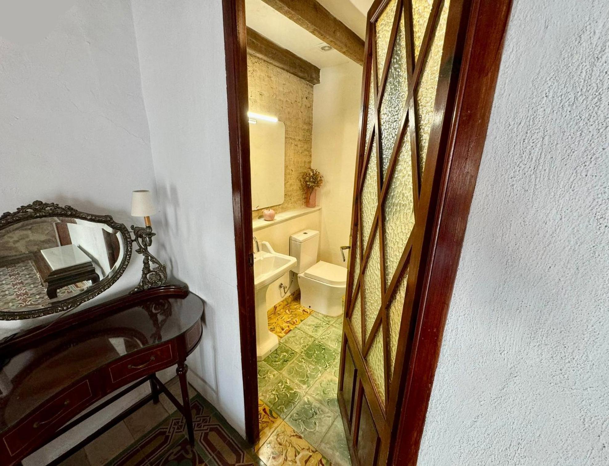 Oliva Courtyard Guesthouse Екстериор снимка